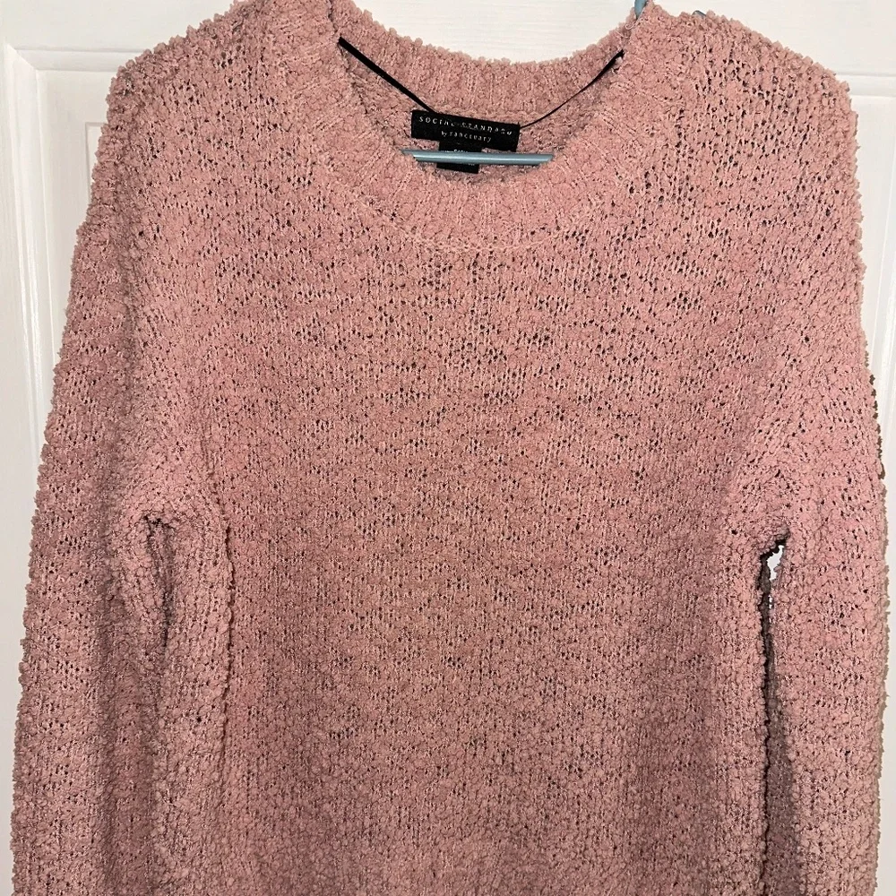 Social Standard - Popcorn Sweater - Picture 1 of 3